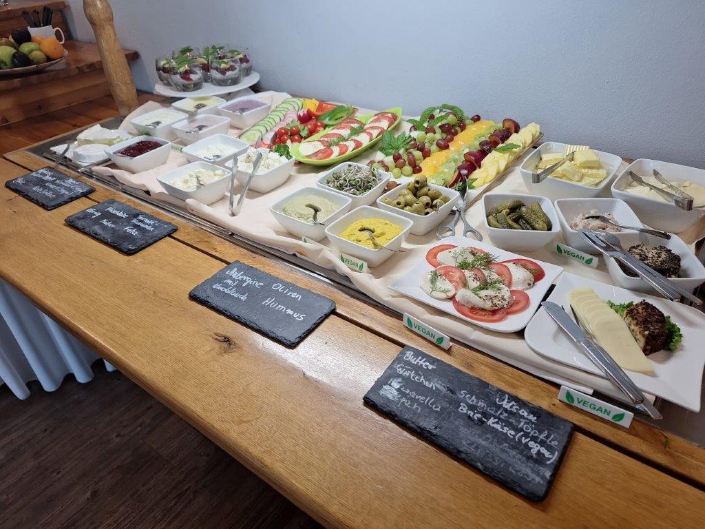 Frühstück im Haus Linden